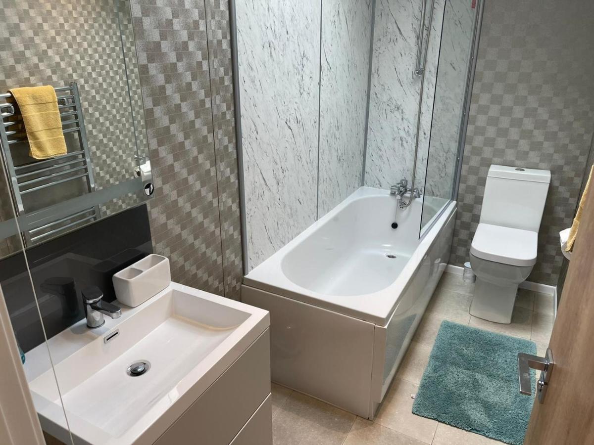 Indulgence Lakeside Lodge I3 With Hot Tub, Private Fishing Peg Situated At Tattershall Lakes Country Park Luaran gambar